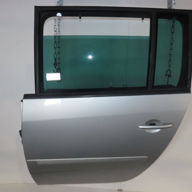 Porte arrière gauche occasion  Renault ESPACE IV (JK0/1_) 2.0 dci (jk03, jk04, jk1c, jk1g, jk1j, jk1k) (2006) 5 portes   7751476285  1