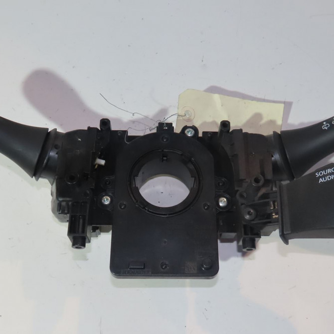 Bloc commodos occasion  Renault MEGANE IV 3/5 portes (B9A/M/N_) 1.2 tce 130 (b9mr) (2015) 5 portes   255674919R  1