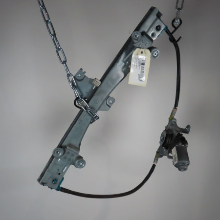 Mecanisme+moteur leve-glace avg occasion  Renault TWINGO II (CN0_) 1.2 (cn0d) (2007-2014) 3 portes   8200384743 