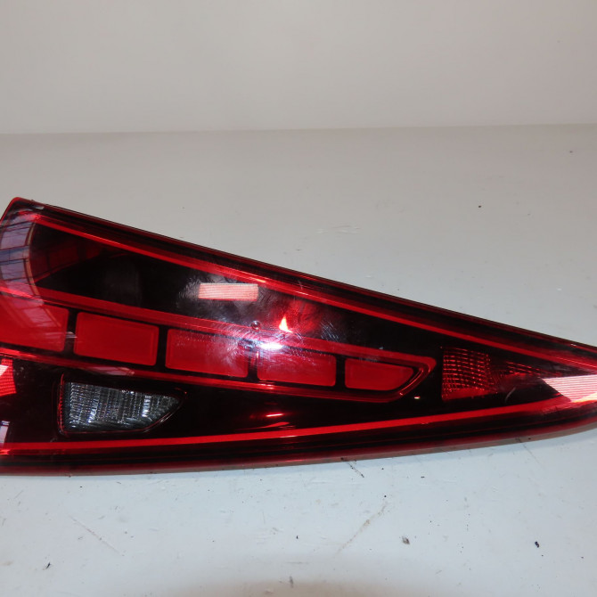 Feu arrière interieur gauche occasion  Mercedes-benz CLASSE C T-MODEL (S206) C 220 d (206.204, 206.216) (2021)   A2069060701  1