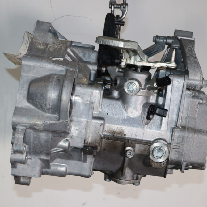 Boîte à vitesse mecanique occasion  Volkswagen vw T-ROC (A11, D11) 1.6 tdi (2018-2021)   TKK  5