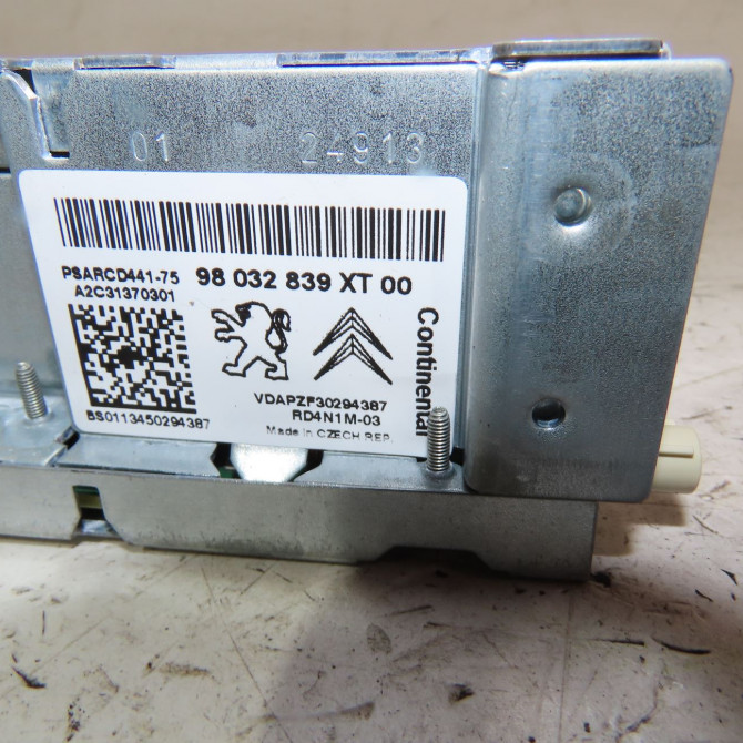 Autoradio occasion  Citroën C3 II (SC_) 1.0 vti 68 (2012) 5 portes   98032839XT  2