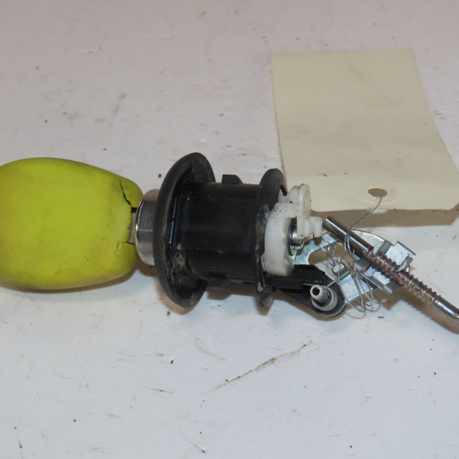 Actionneur serrure hayon occasion  Dacia SANDERO 1.4 mpi lpg (2009)   7700712901  2