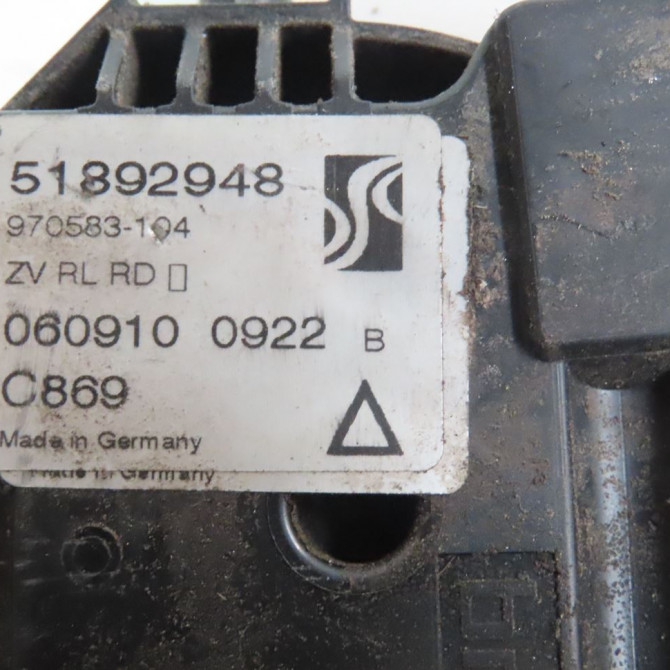 Serrure porte arg occasion  Fiat PUNTO EVO (199_) 1.3 d multijet (199axc1a, 199bxc1a, 199axt1a, 199bxt1a) (2009-2012) 3 portes   52065117  2