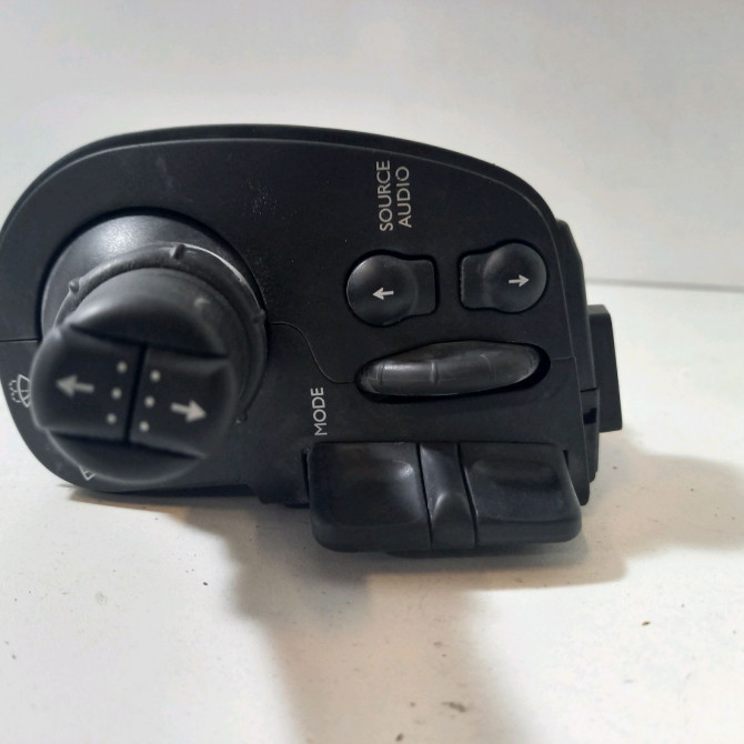 Commande essuie glace occasion  Renault MODUS / GRAND MODUS (F/JP0_) 1.5 dci (fp0e, jp0e) (2004)   7701060097  3