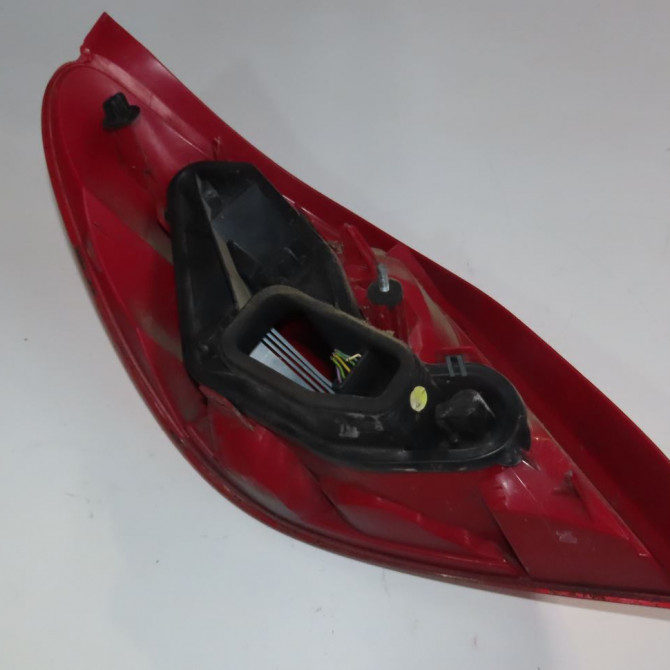 Feu arrière droit occasion  Peugeot 207 CC (WD_) 1.6 hdi (2007-2015)   6351CE  2