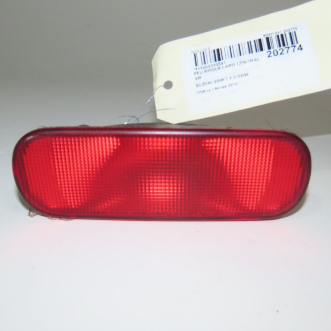 Feu brouillard central arrière occasion  Suzuki SWIFT III (MZ, EZ) 1.3 ddis (rs 413d) (2005)   3657462J00  1