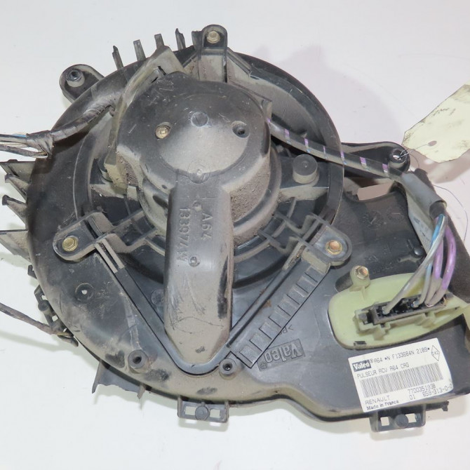Moteur ventilateur chauffage occasion  Renault MASTER II Camionnette (FD) 2.5 d (1998-2001)   7700351938  2