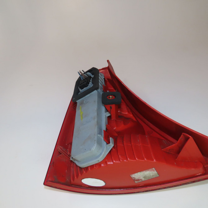 Feu arrière droit occasion  Renault CLIO II (BB_, CB_) 1.5 dci (bb3n, cb3n) (2007-2009)   8200917487  3