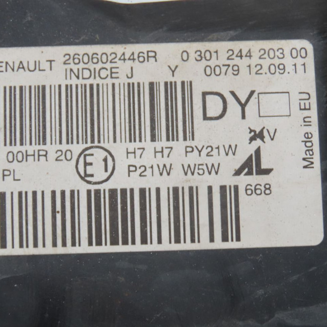 Phare gauche occasion  Renault MEGANE III Grandtour (KZ0/1) 1.5 dci (kz09, kz0d, kz1g, kz29, kz14, kz1w, kz10, kz1f,... (2009) 5 portes   260602446R  2