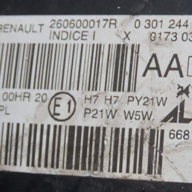 Phare gauche occasion  Renault MEGANE III Grandtour (KZ0/1) 1.9 dci (kz0j, kz0n, kz1s) (2009)   260600017R  2