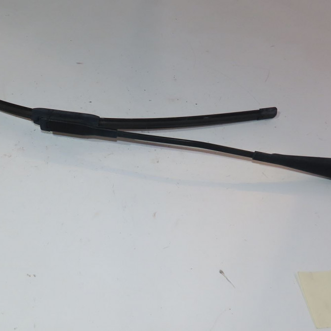 Bras essuie-glace avant gauche occasion  Opel CORSA D (S07) 1.2 (l08, l68) (2006-2014) 5 portes   13182325  1