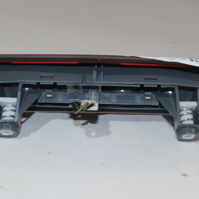 Feux stop supplementaire occasion  Opel CORSA D (S07) 1.2 (l08, l68) (2006-2014) 5 portes   13186347  2