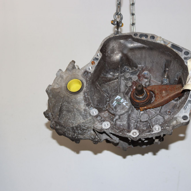 Boîte à vitesse mecanique occasion  Toyota YARIS (_P1_) 1.3 (scp12_, scp13_) (2002-2005)   303000D020  1