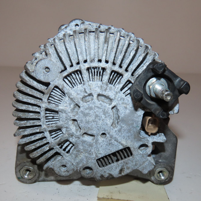 Alternateur occasion  Renault LATITUDE (L70_) 2.0 dci 175 (l70y) (2011)   231004470R  3