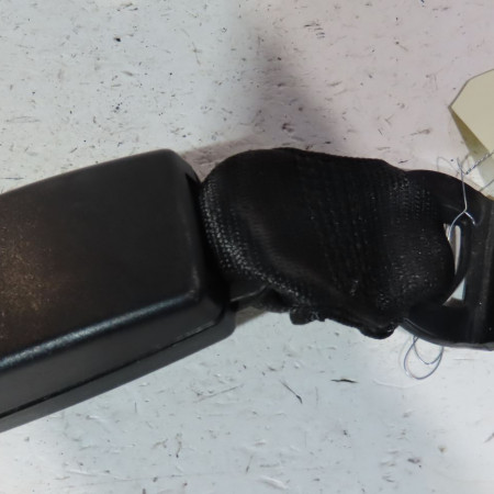 Ancrage ceinture arrière gauche occasion  Renault TWINGO II (CN0_) 1.2 16v (cn04, cn0a, cn0b) (2007-2014) 3 portes   8200384672 