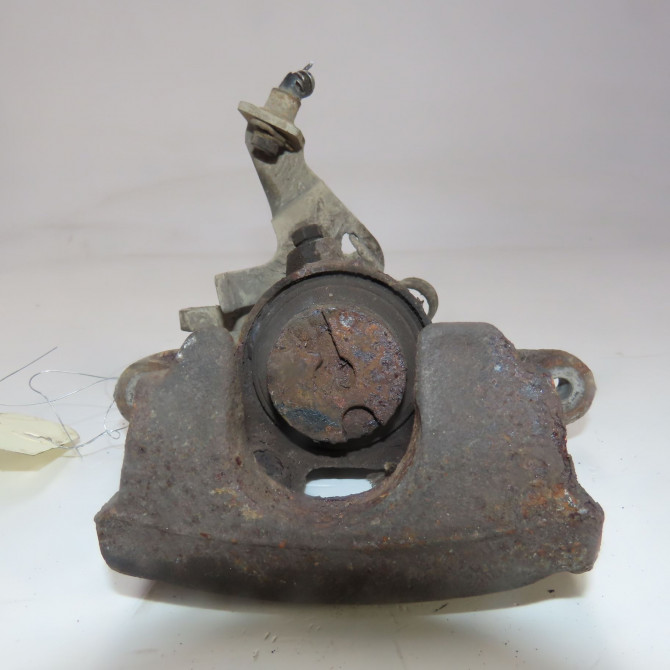 Etrier de frein arrière droit occasion  Renault MASTER II Camionnette (FD) 2.5 dci (2006-2010)   7701208037  1