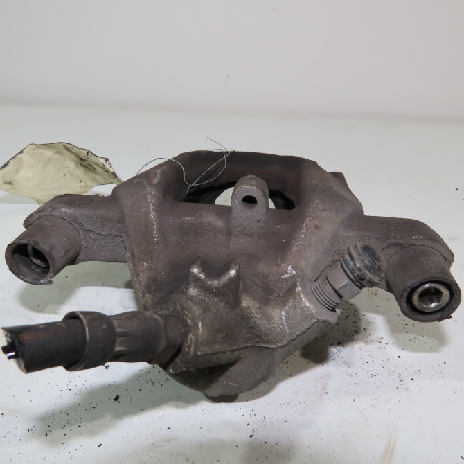 Etrier de frein arrière gauche occasion  Mercedes-benz CLASSE C (W204) C 220 cdi (204.008) (2007-2008) 4 portes   2044231581  3