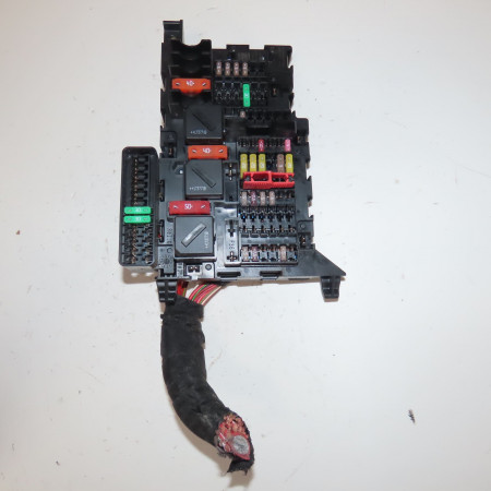Boite a fusibles occasion  Mini MINI (F56) One (2014-2017)   61149270355 