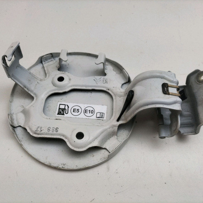 Volet de trappe carburant occasion  Peugeot 108 1.2 (2014)   B000890180  2