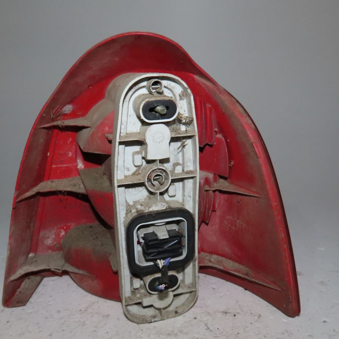 Feu arrière gauche occasion  Renault TWINGO I (C06_) 1.2 16v (c06c, c06d, c06k) (2001-2007) 3 portes   7700426319  2