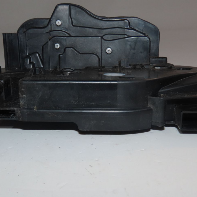 Serrure porte arg occasion  Mercedes-benz CLASSE B Sports Tourer (W247) B 200 d (247.012) (2018)   997302701  2