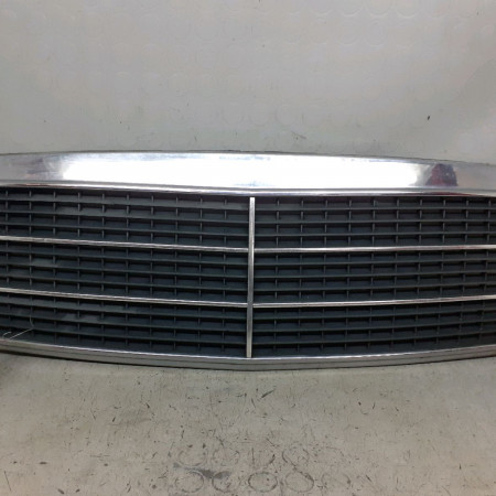 Calandre occasion  Mercedes-benz CLASSE E (W210) E 300 turbo-d (210.025) (1996-1999)   2108800483 