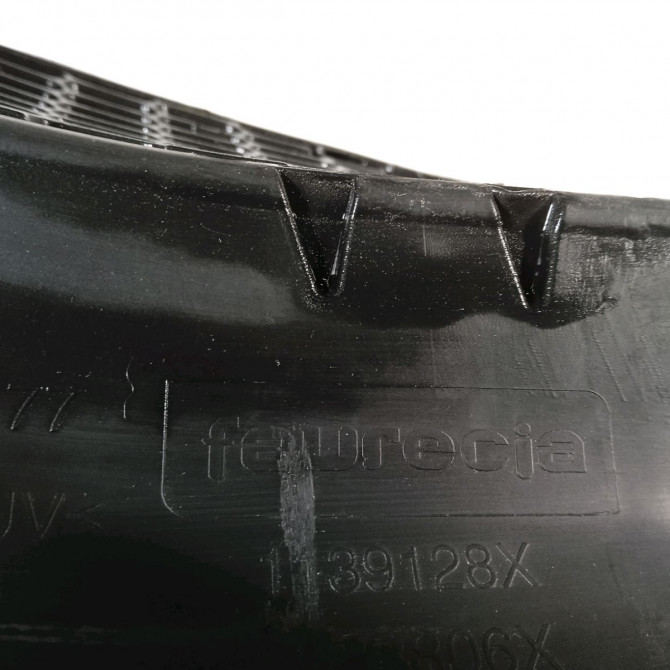 Grille pare-choc av occasion  Peugeot 208 I (CA_, CC_) 1.4 hdi (2012) 3 portes     2