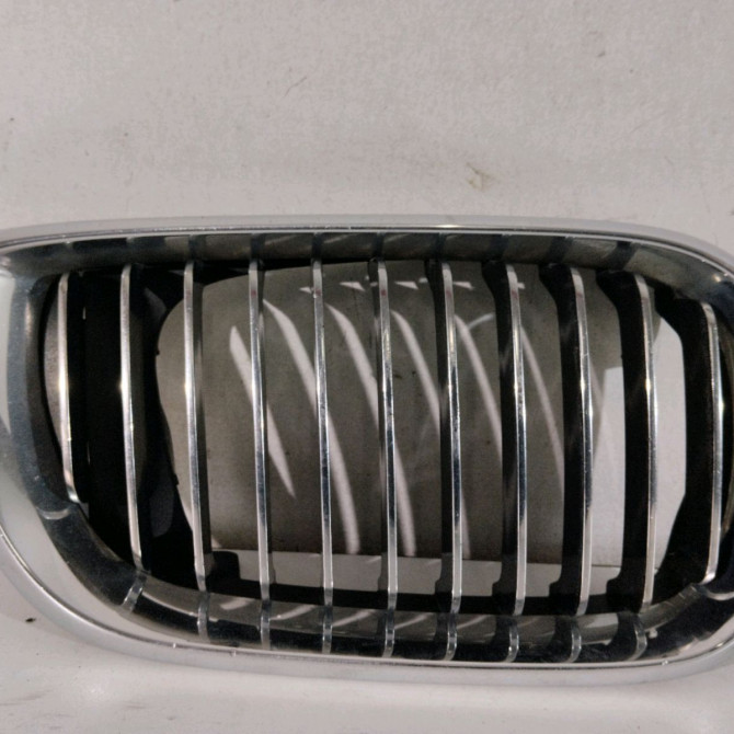 Grille calandre d occasion  Bmw 3 (E46) 330 d (1999-2005)   51137042962  1