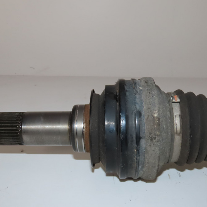 Transmission arrière gauche occasion  Audi Q7 (4LB) 4.2 tdi quattro (2007-2009)   7L8501201D  4