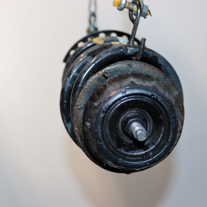 Amortisseur avant droit occasion  Hyundai I20 I (PB, PBT) 1.1 crdi (2012-2015)   546604P600  2