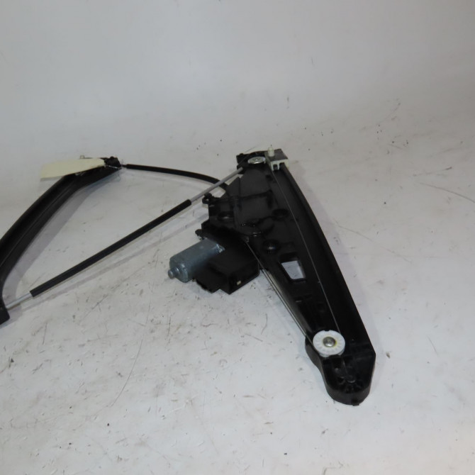 Mecanisme + moteur lève-glace avant droit occasion  Ds DS 7 Crossback (J4_, JR_, JC_) 1.5 bluehdi 130 (jcyhzj, jcyhzr) (2017)   9840197580  3