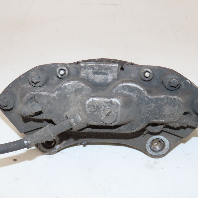 Etrier de frein avant droit occasion  Audi Q5 (8RB) 2.0 tdi quattro (2012-2017)   8R0615108F  2