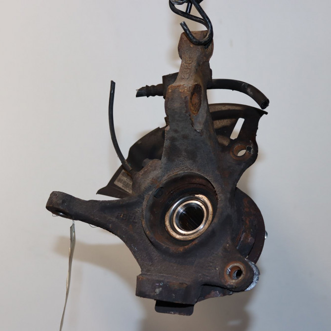 Fusee avg occasion  Hyundai I20 I (PB, PBT) 1.1 crdi (2012-2015)   517151J600  2