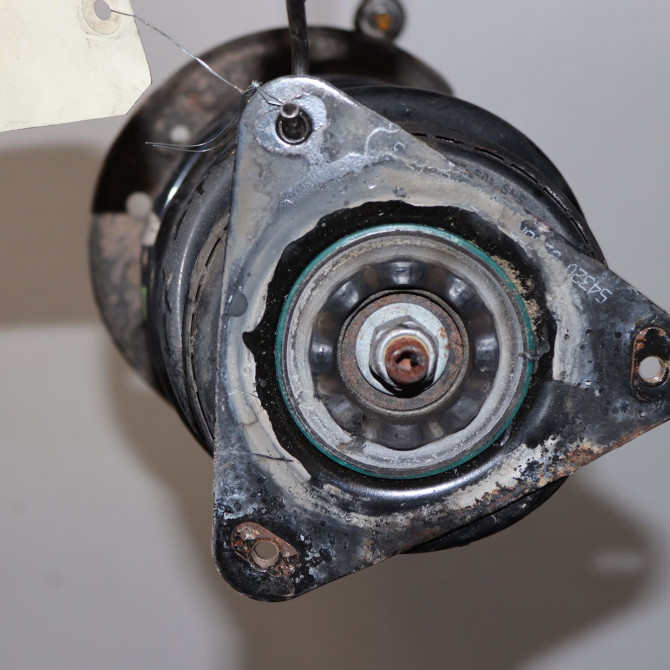 Amortisseur avant droit occasion  Renault MEGANE IV 3/5 portes (B9A/M/N_) 1.6 dci 130 (b9a4) (2015)   543022329R  2