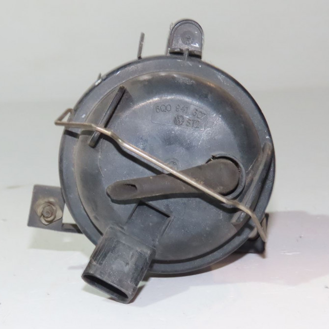 Phare antibrouillard avant gauche occasion  Volkswagen vw POLO (9N_, 9A_) 1.4 tdi (2001-2005)   6Q0941699  2