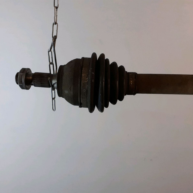 Transmission avant droite occasion  Peugeot 208 I (CA_, CC_) 1.6 hdi (2012)   9677211480  3