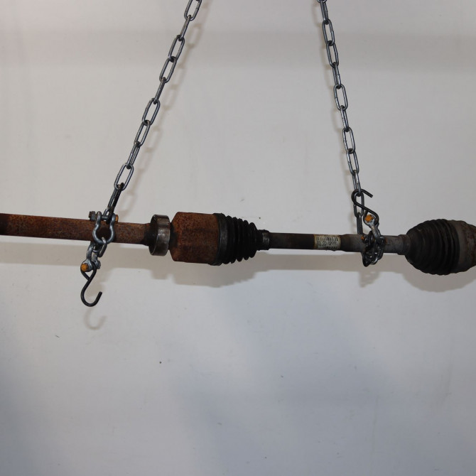 Transmission avant droite occasion  Renault MEGANE IV 3/5 portes (B9A/M/N_) 1.6 dci 130 (b9a4) (2015)   391005190R  1