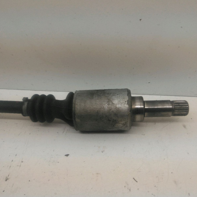 Transmission avant gauche occasion  Peugeot 106 I (1A, 1C) 1.0 (1991-1996)   32728J  3