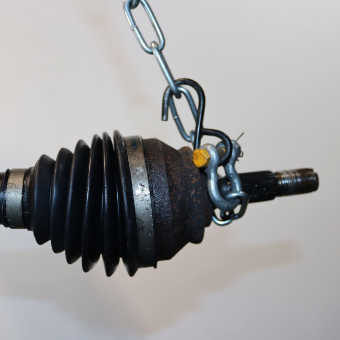 Transmission avant droite occasion  Citroën C3 III (SX) 1.2 puretech 82 (2018) 5 portes   9677476680  3