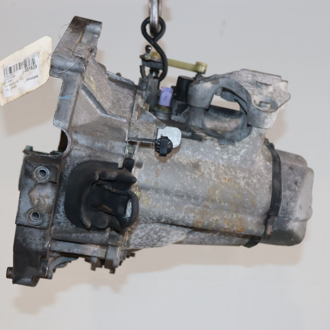 Boîte à vitesse mecanique occasion  Peugeot 207/207+ (WA_, WC_) 1.4 16v (2006-2013) 3 portes   20CQ25  5