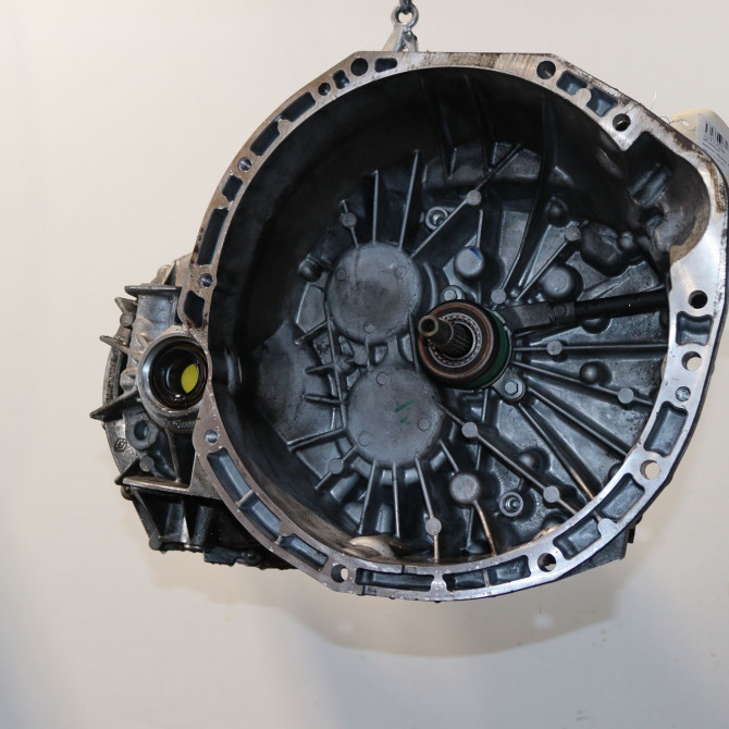 Boîte à vitesse mecanique occasion  Renault MASTER III Camionnette (FV) 2.3 dci 135 fwd (fv0n, fv08) (2014)   PF6066  1