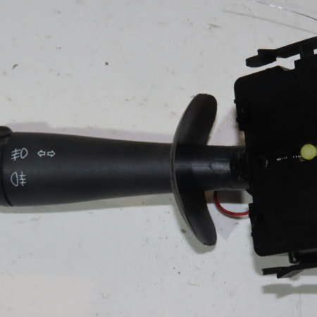 Commande eclairage occasion  Renault LAGUNA II (BG0/1_) 1.9 dci (bg1a, bg1w, bg0g) (2005-2007)   7701061757 