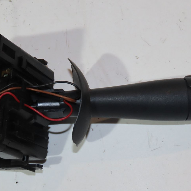 Commande eclairage occasion  Renault LAGUNA II (BG0/1_) 1.9 dci (bg1a, bg1w, bg0g) (2005-2007)   7701061757  2