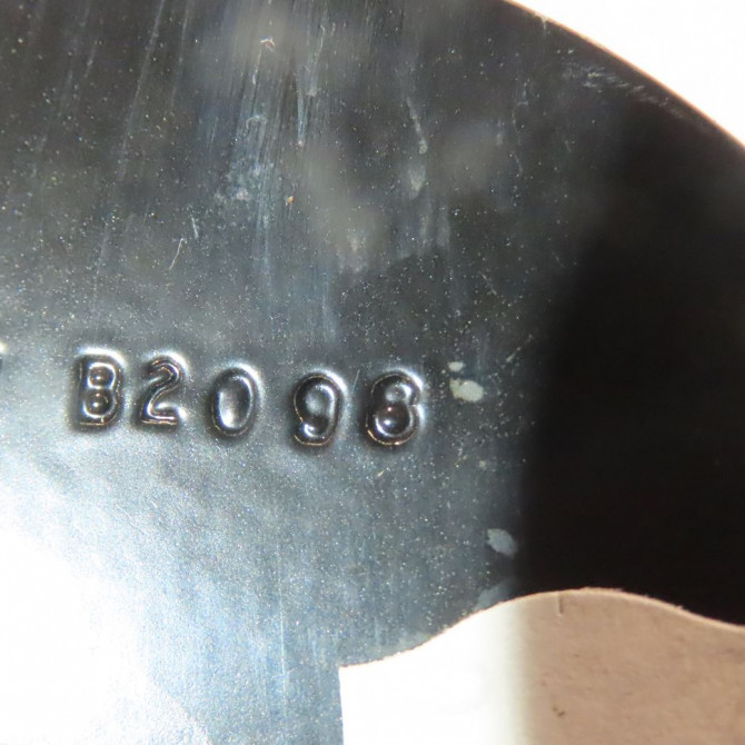 Ancrage ceinture arrière gauche occasion  Renault CLIO II (BB_, CB_) 1.2 (bb0a, bb0f, bb10, bb1k, bb28, bb2d, bb2h, cb0a,... (1998-2010) 5 portes   8200709888  3