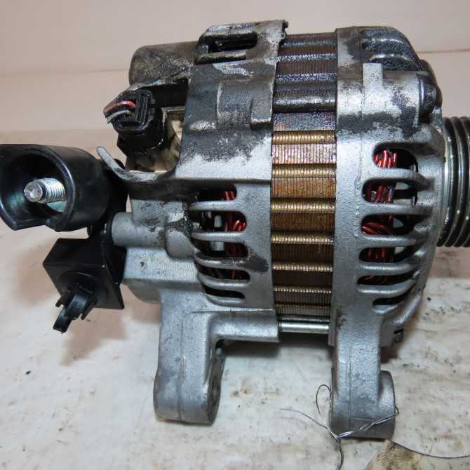 Alternateur occasion  Peugeot 206 3/5 portes (2A/C) 1.1 i (1998-2007)   5705KX  4