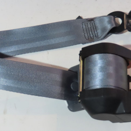 Ceinture arrière droite occasion  Renault CLIO II (BB_, CB_) 1.2 (bb0a, bb0f, bb10, bb1k, bb28, bb2d, bb2h, cb0a,... (1998-2010) 5 portes   7700425750 