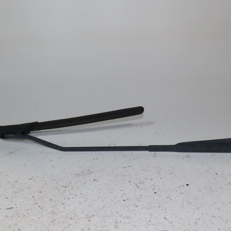 Bras essuie-glace avant droit occasion  Renault KANGOO Express (FW0/1_) 1.5 dci 75 (fw07, fw10, fw04) (2010) 4 portes   7701066442 