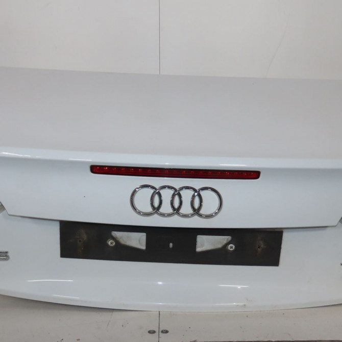 Coffre arrière occasion  Audi A5 Décapotable (8F7) 2.0 tdi (2009-2012)   8F0827023D  1