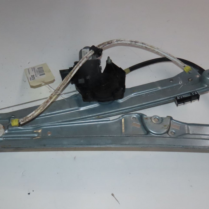 Mecanisme+moteur leve-glace avg occasion  Renault SCÉNIC IV (J9_) 1.2 tce 130 (2016)   807214665R  2